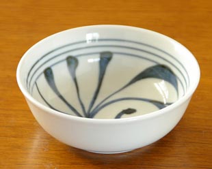 梅山窯 からくさの多用鉢(4寸)