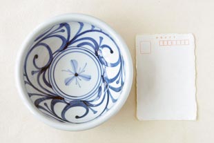からくさの6寸鉢 はがきと比較