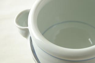 砥部焼 あか花のがら入れの玉ぶち部分