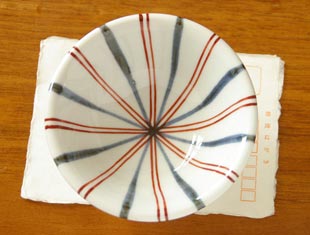 砥部焼・梅山窯　あさがお小鉢をはがきと比較して