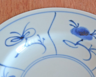 砥部焼・梅山窯 なずなの茶碗蒸しの受け皿