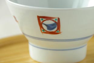 砥部焼・梅山窯　しかく柄の茶碗