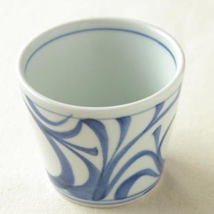 からくさのコーヒーカップ 持ち手裏側