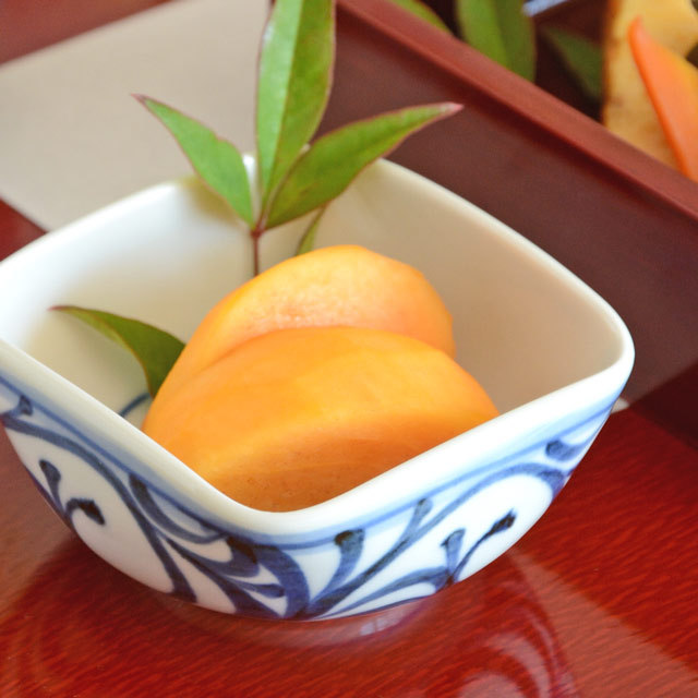 和食器・砥部焼 からくさの四方鉢(3寸)