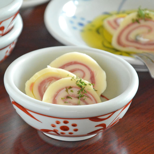 和食器・砥部焼 赤太陽の玉ぶち鉢(3寸)