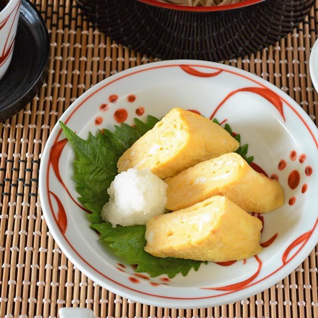 和食器・砥部焼 赤太陽の縁付深皿(5寸)