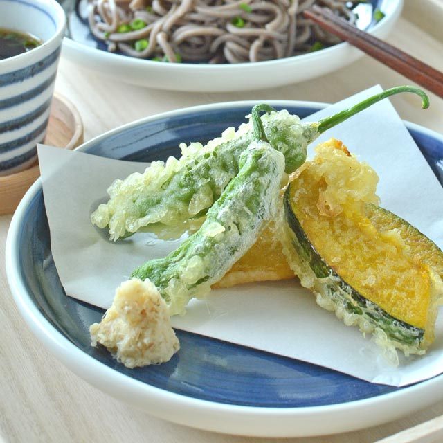 和食器・砥部焼 藍色の切立丸皿(6寸)