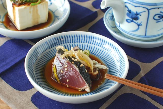 和食器・砥部焼 はけめ模様の小皿(4寸)