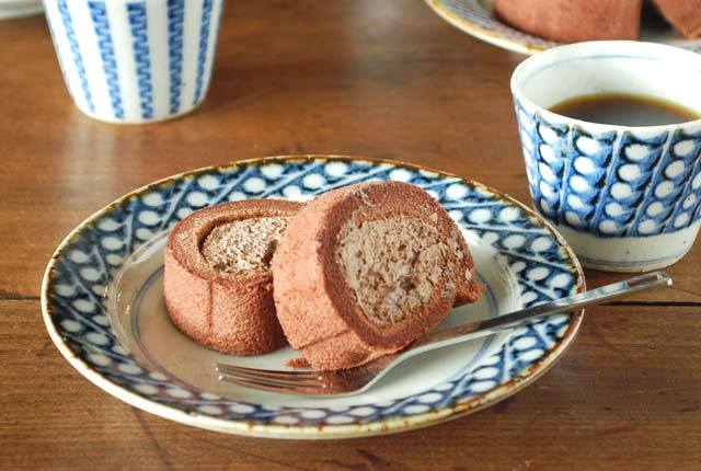 和食器・砥部焼 すずらんのリム付皿(5寸)