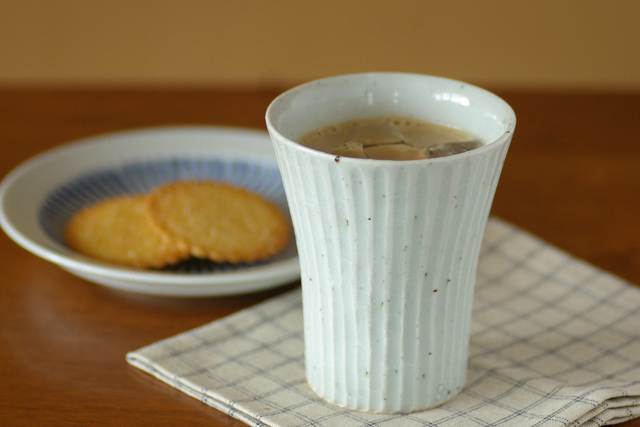 和食器・砥部焼 しのぎてフリーカップ(白)