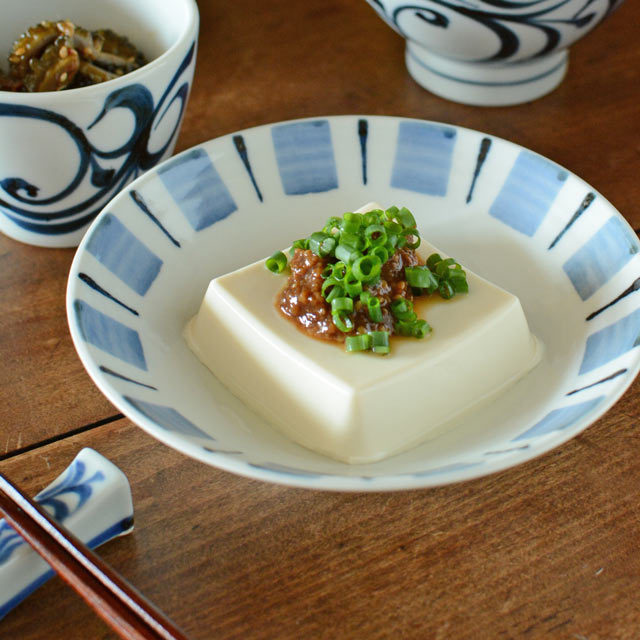 和食器・砥部焼 はけめ文の広鉢(5寸)
