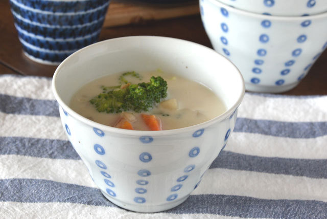 和食器・砥部焼 まる紋の多用碗