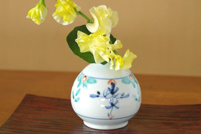 和食器・砥部焼 花ちらしのぷっくり花器