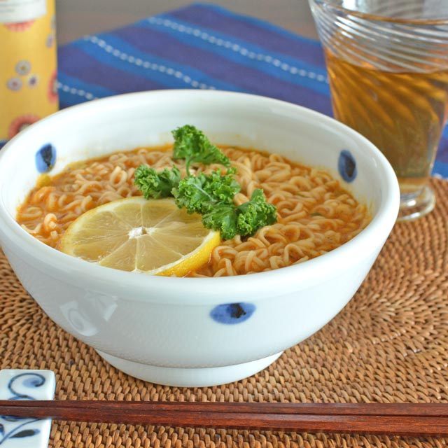 和食器・砥部焼 水玉もようの丼鉢(小)