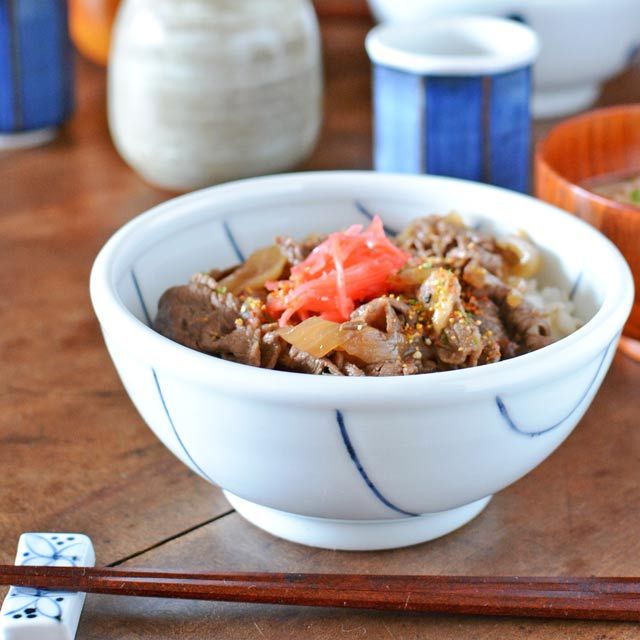 和食器・砥部焼 しましま柄の丼鉢(小)