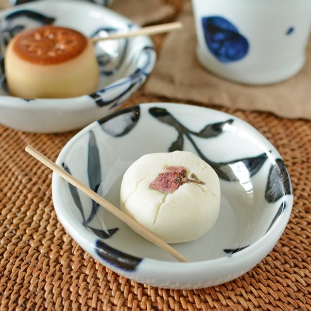 和食器・砥部焼 三つ葉の浅小鉢