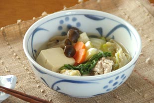 砥部焼・梅山窯 太陽柄の多用鉢