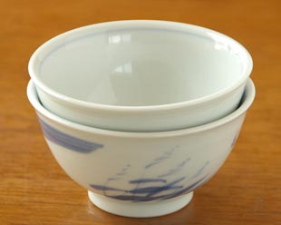 和食器・砥部焼 すすきの茶碗を重ねて