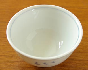 和食器・砥部焼 すすきの茶碗を上から見たところ
