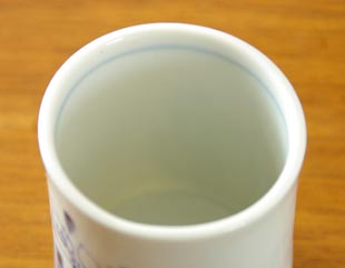 砥部焼・森陶房 水仙の筒湯のみ(大)を上から見て