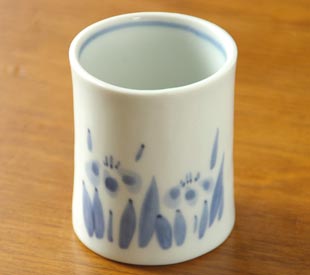 砥部焼・森陶房 あやめの筒湯のみ(大)