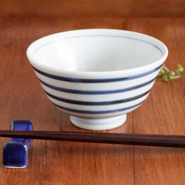 こま紋の茶碗 正面