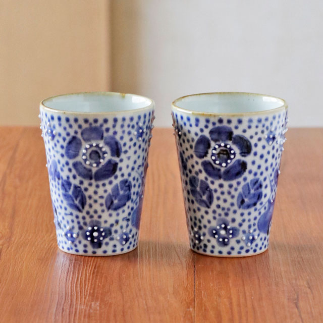 花ちらしドットのフリーカップ 2点並び