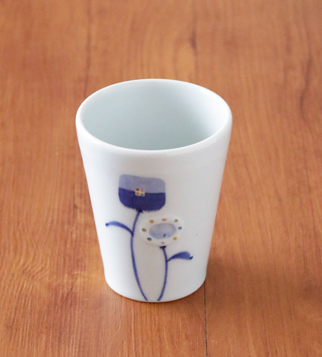 花のフリーカップ 斜め正面