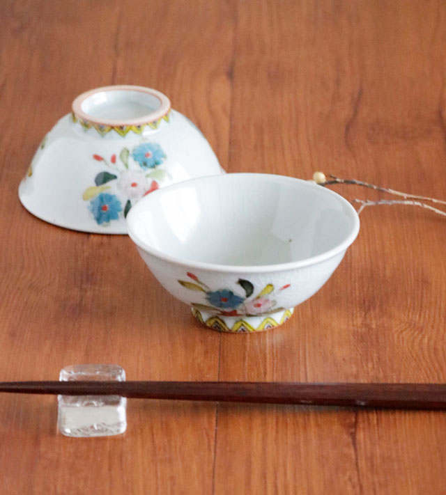 印判色絵花の茶碗(小)