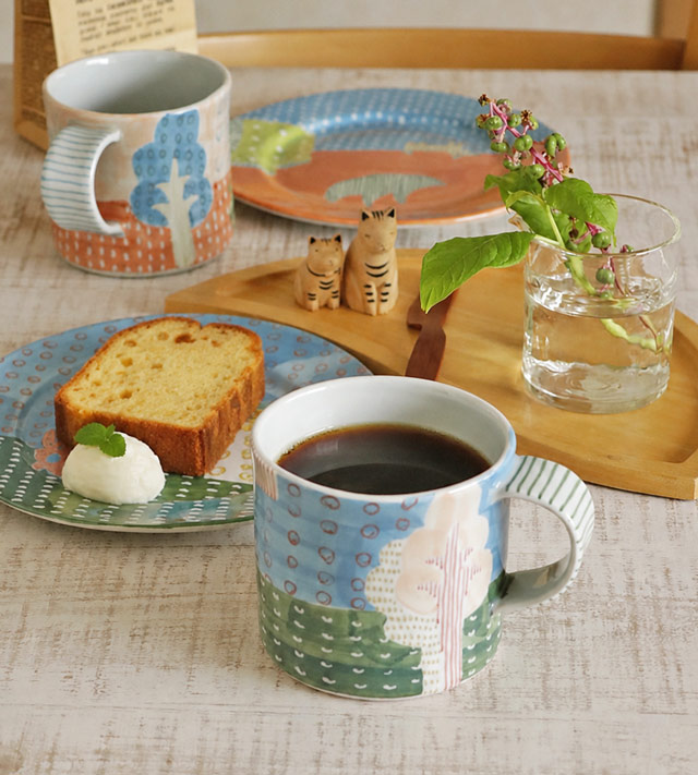 どうぶつマグカップ(ピンク・トナカイ)のあるお茶の時間