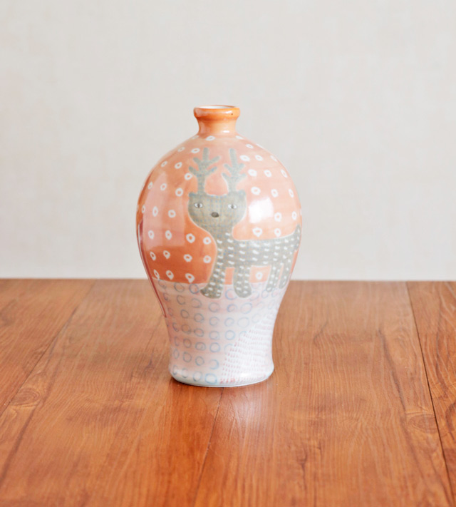 花器 正面（トナカイ）