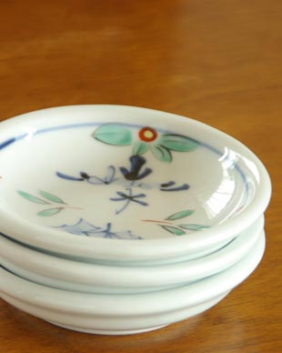 砥部焼・陶房遊 花ちらしの玉ぶち鉢(4寸)を重ねて