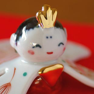 砥部焼・陶房遊の雛人形(大) お雛様の表情