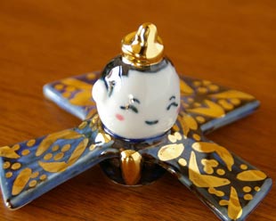 砥部焼・陶房遊の雛人形　お内裏様