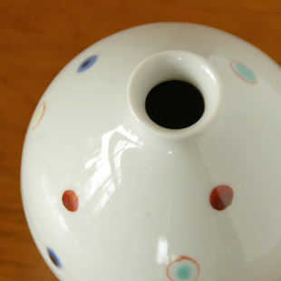 砥部焼・陶房遊 いろえ水玉のぷっくり花器を上から見て